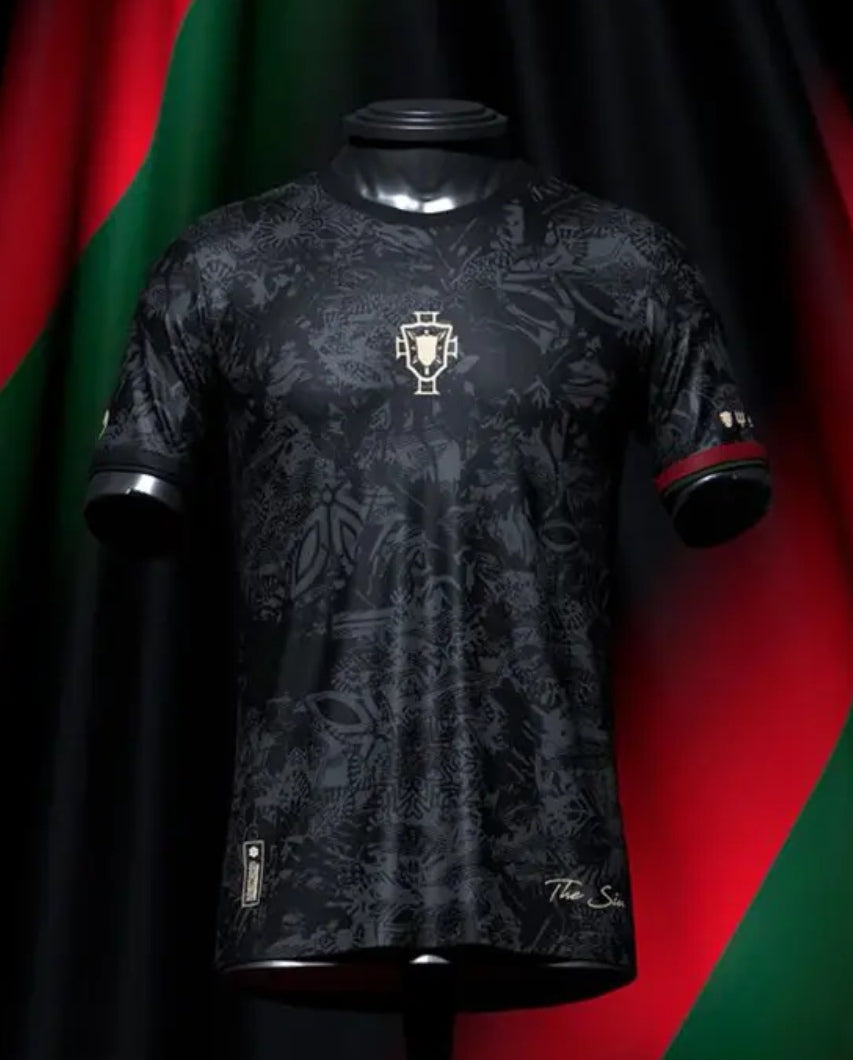 Cristiano Ronaldo Commemorative Jersey, Black and Red